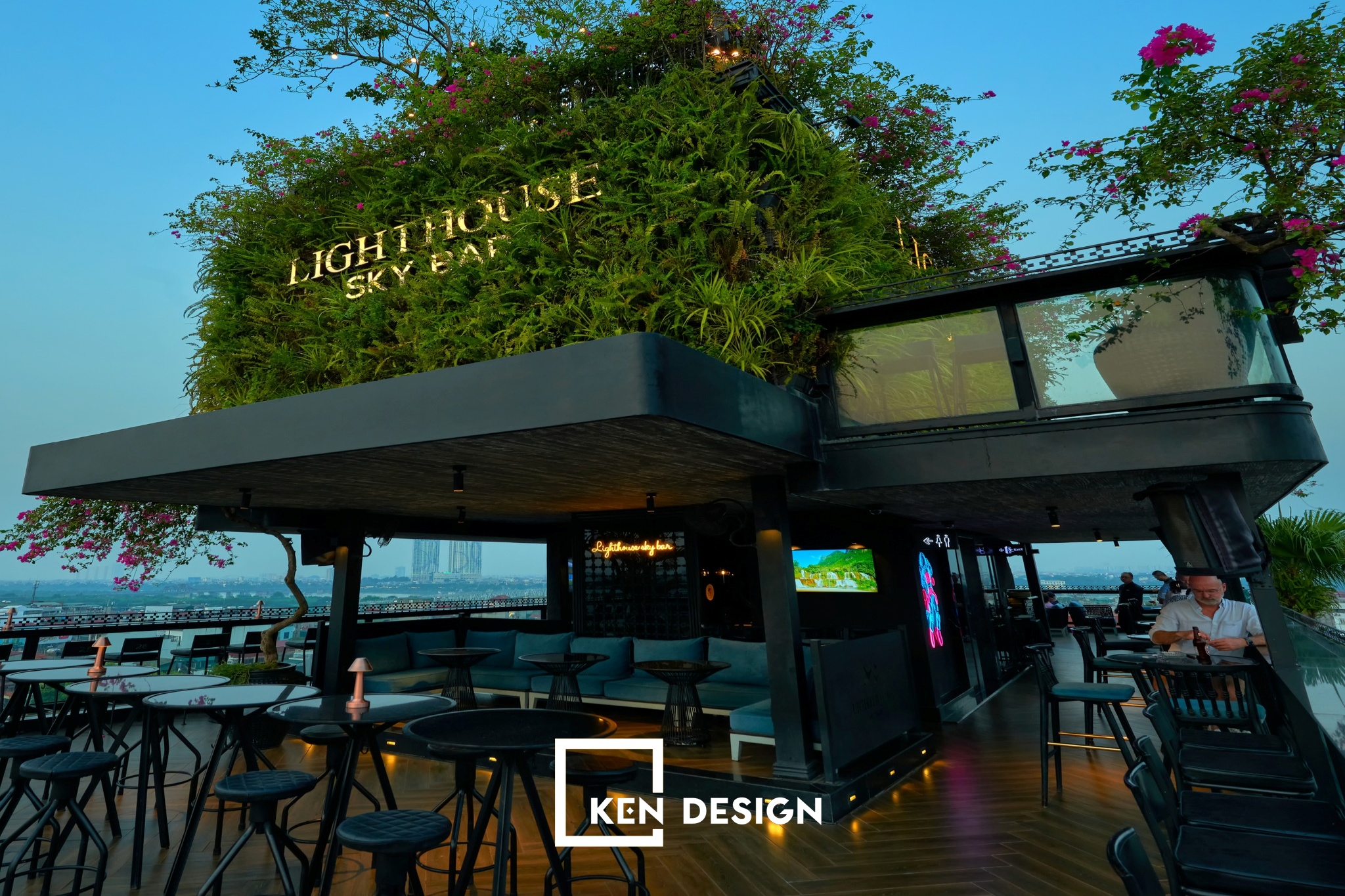 Thiết kế Lighthouse Sky Bar & Restaurant Nét phóng khoáng giữa lòng